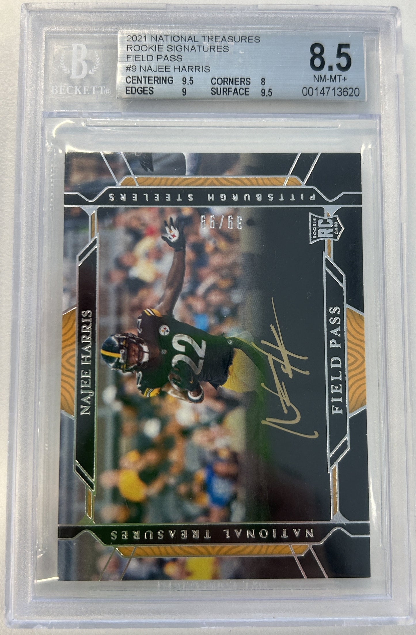 2021 National Treasures Rookie Signatures Field Pass #9 Najee Harris BGS 8.5