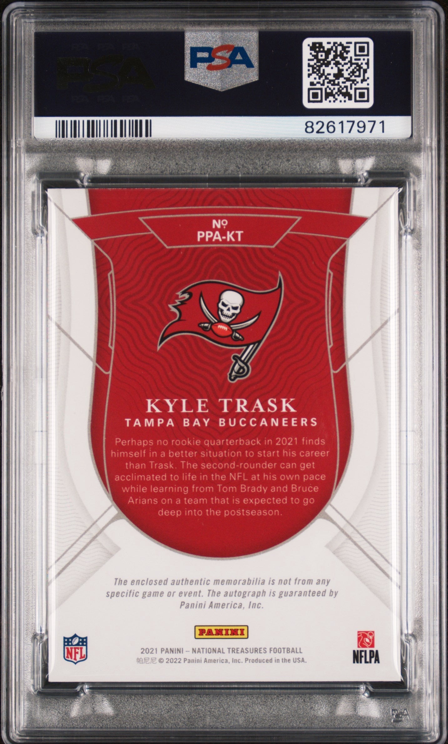 2021 Panini National Treasures Patch Auto Holo Silver /25 Kyle Trask PSA 9