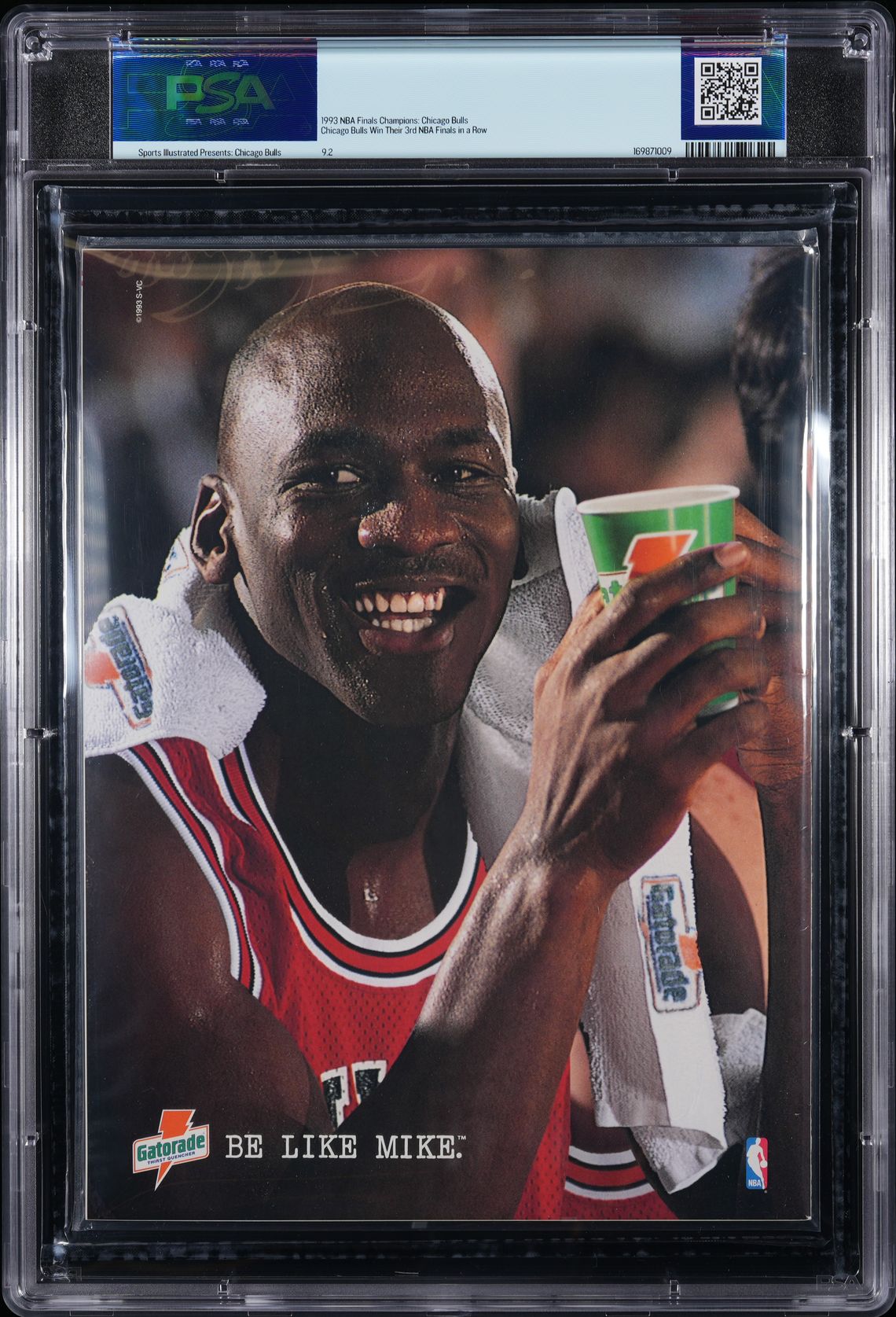 TIME, INC. SPORTS ILLUSTRATED PRESENTS: CHICAGO BULLS - THREE SEASONS TO SAVOR 1993 JORDAN/JACKSON PSA 9.2 (2)