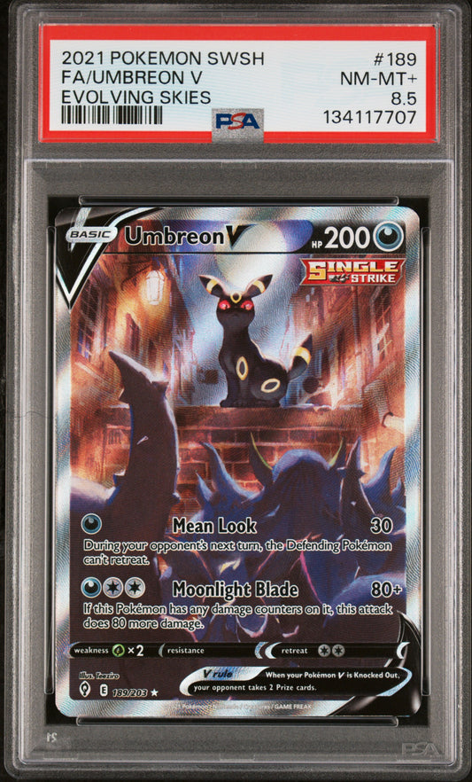 2021 Pokemon Sword & Shield Evolving Skies #189 Fa/Umbreon V PSA 8.5
