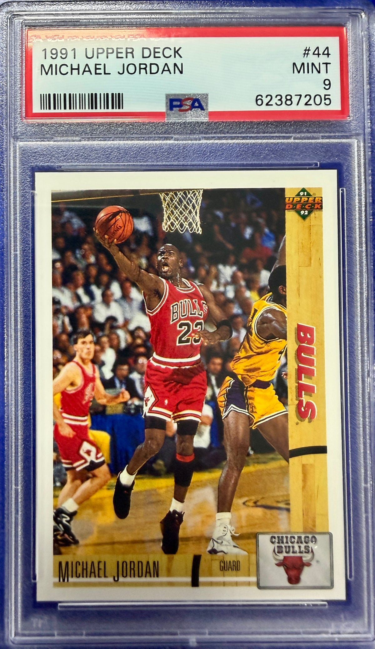 1991 Upper Deck #44 Michael Jordan PSA 9